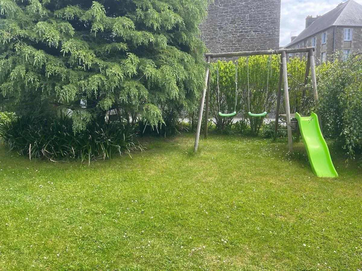 Апартаменты Cancale - Dans Le Bourg